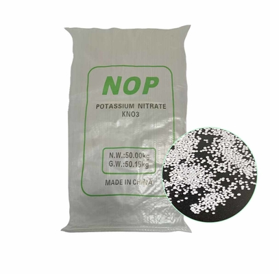 Pó do nitrato de potássio da categoria KNO3 da indústria de Prilled para o vidro moderado