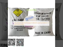 Nitrato de potássio totalmente solúvel em água utilizado como fertilizante em campos agrícolas